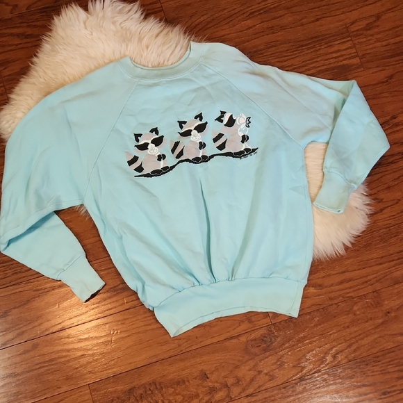 Vintage Tops - Vintage Racoon Crewneck Sweatshirt